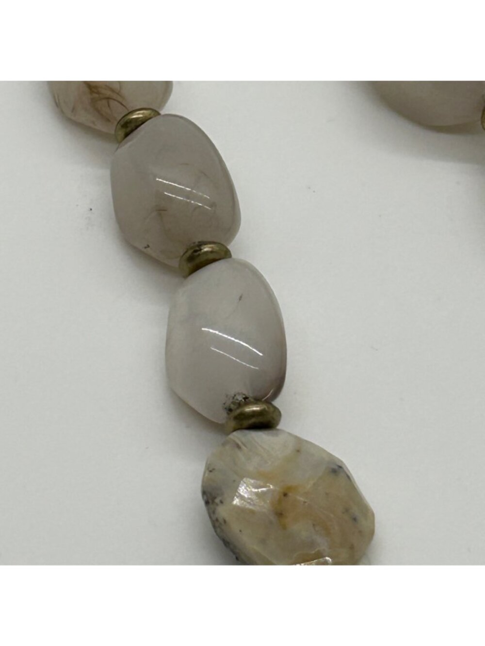 LOFT Statement Necklace White Beige Faceted Oval Acrylic Beads Gunmetal Chain 31 - Picture 10 of 12